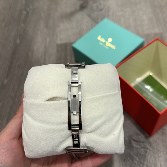 Kate Spade gramercy grand Silver watch